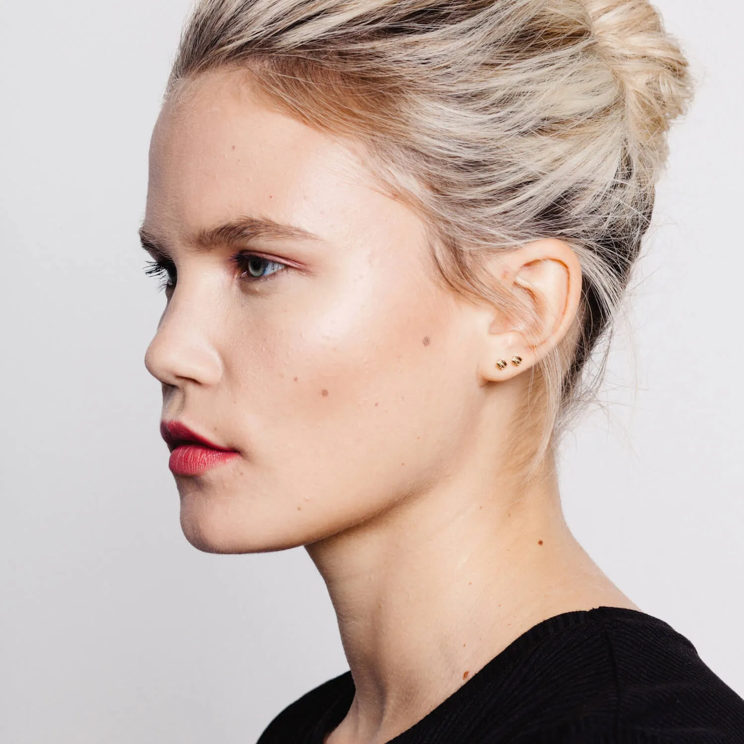 Allied Square Studs Gold