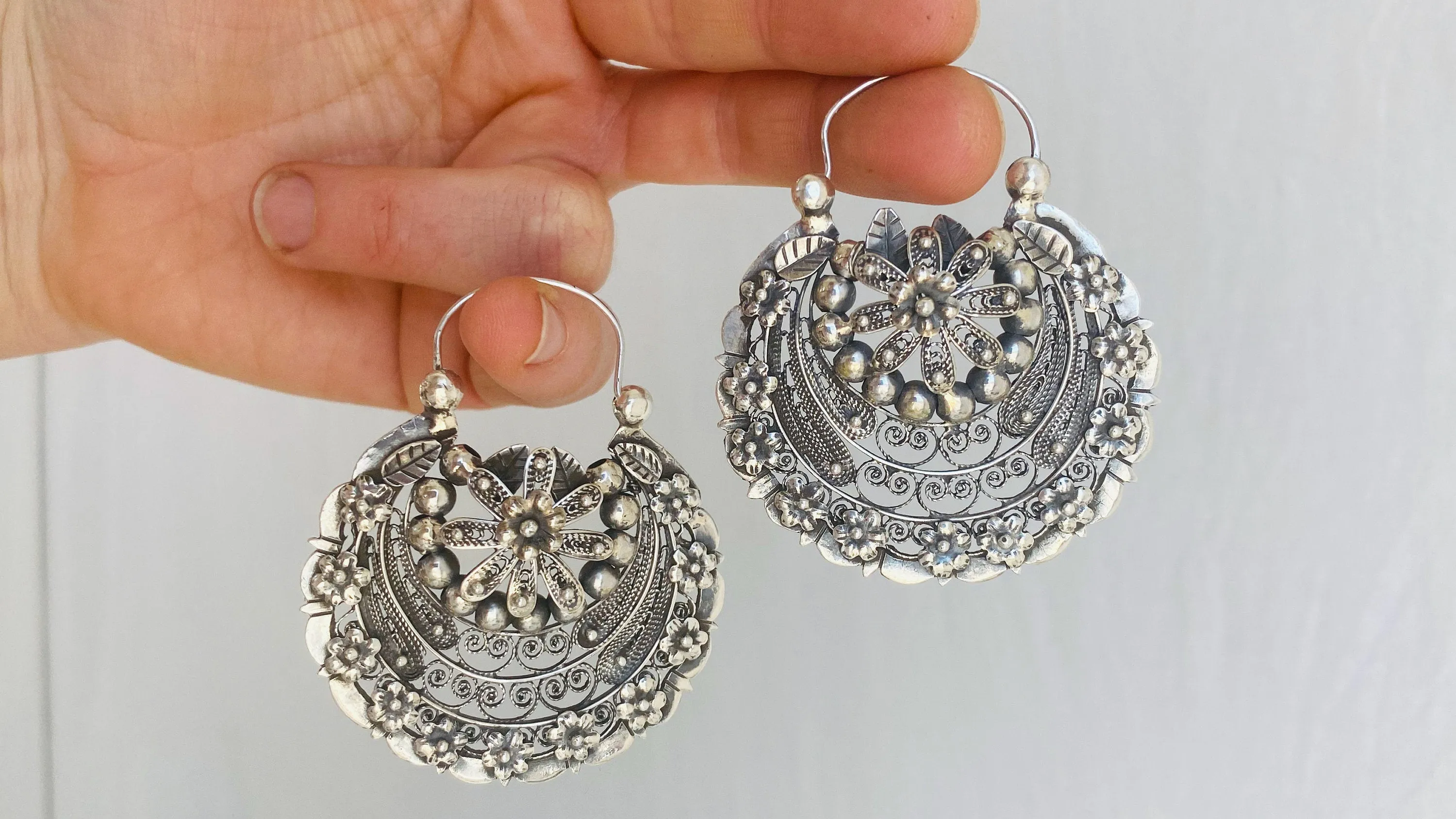 Arracadas Jerezanas Hoop Earrings. Zacatecas. Oversized