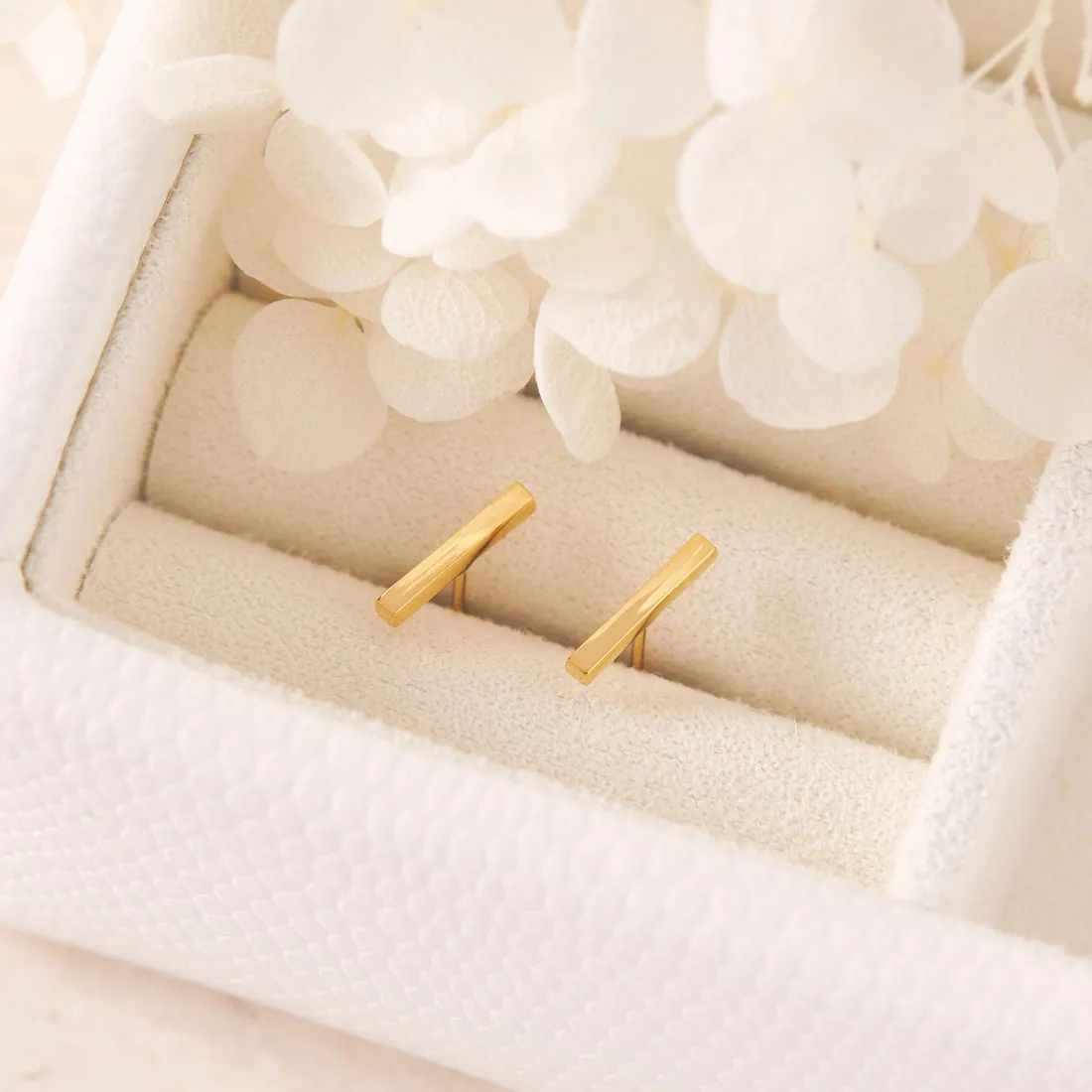 Bar Gold Studs