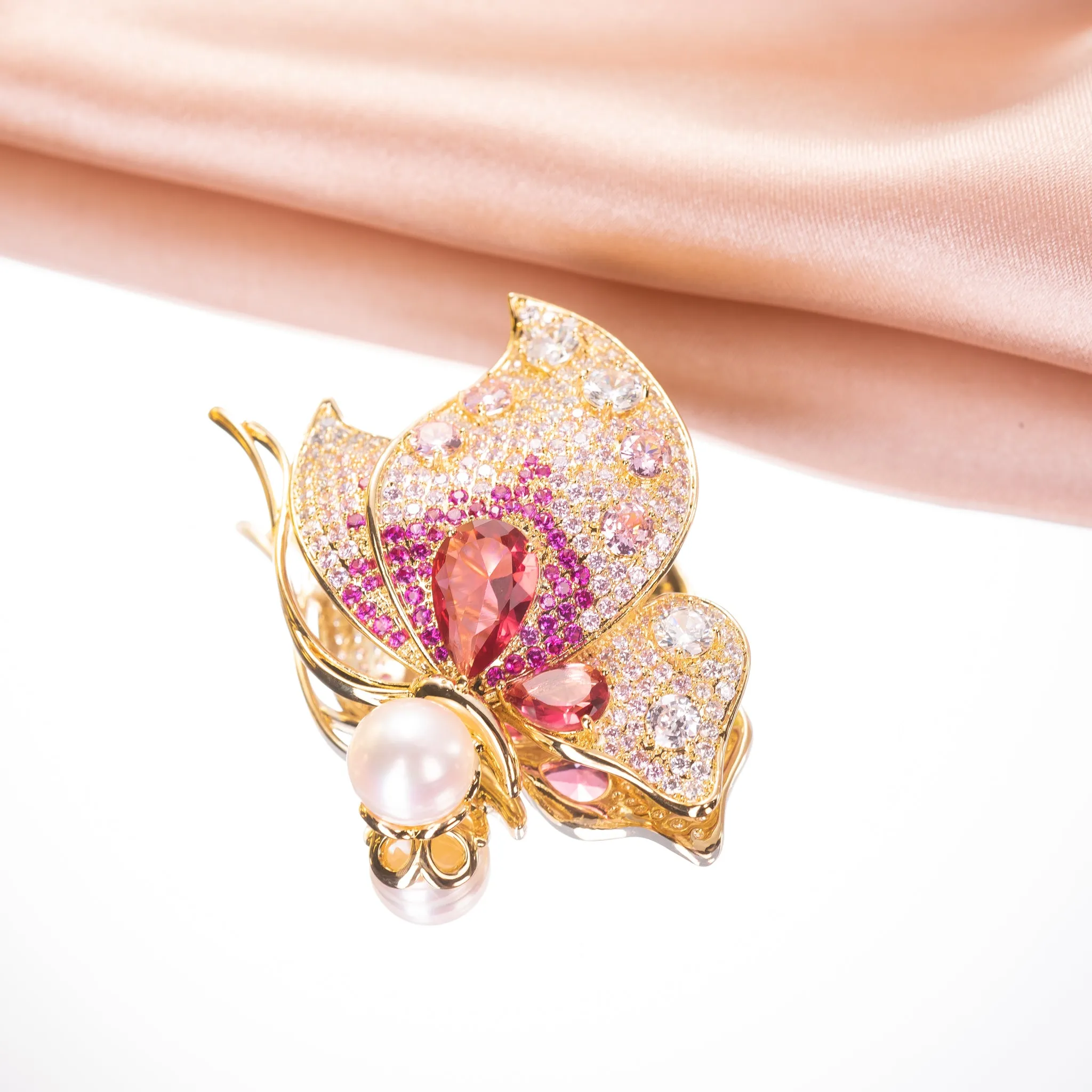Butterfly Brooch Pin with Pearl and Pink CZ Jewelry in Yellow gold over Brass