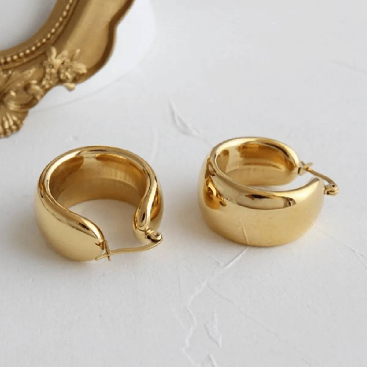 Chunky Madison Gold Hoop Earrings