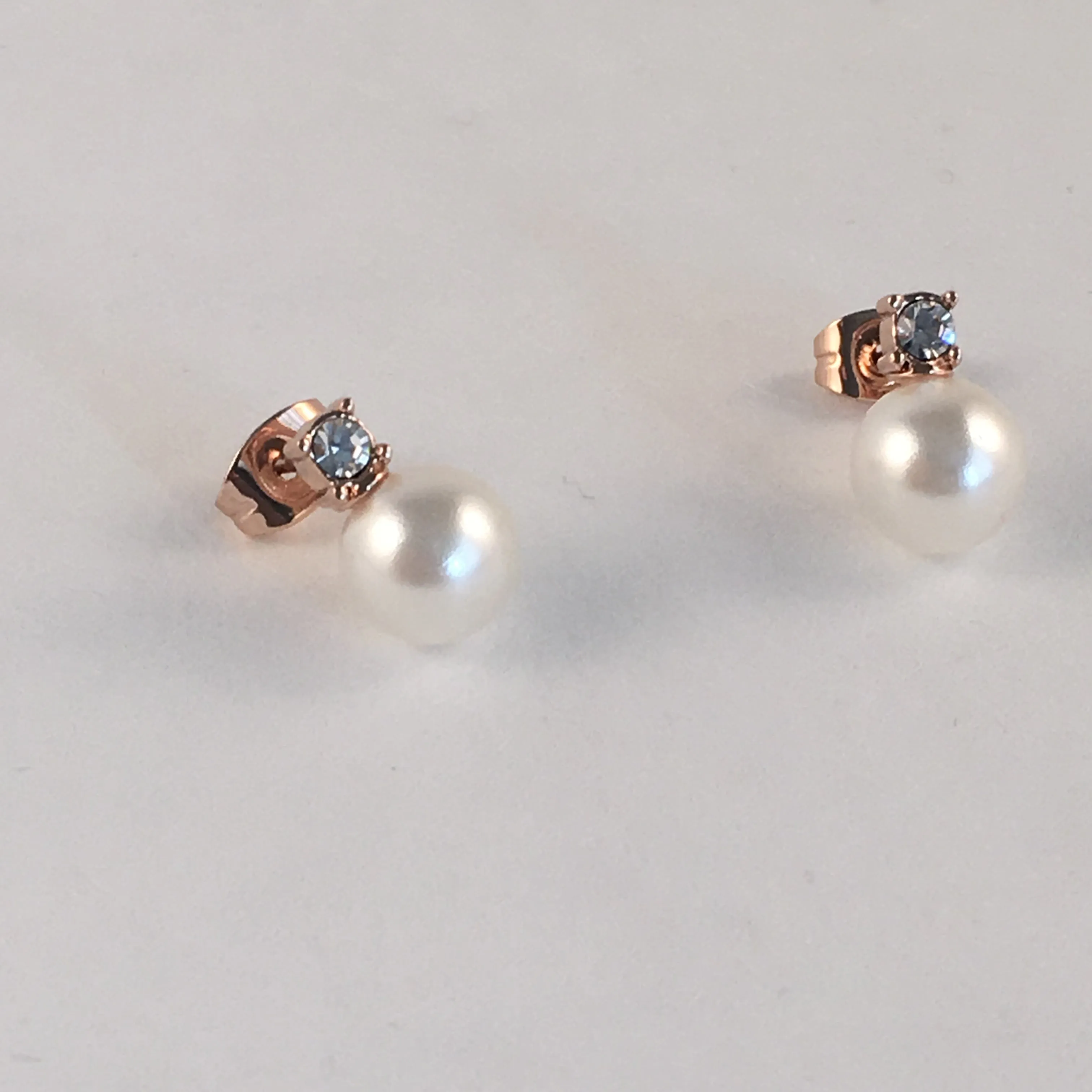 Drop Pearl & Crystal Earring