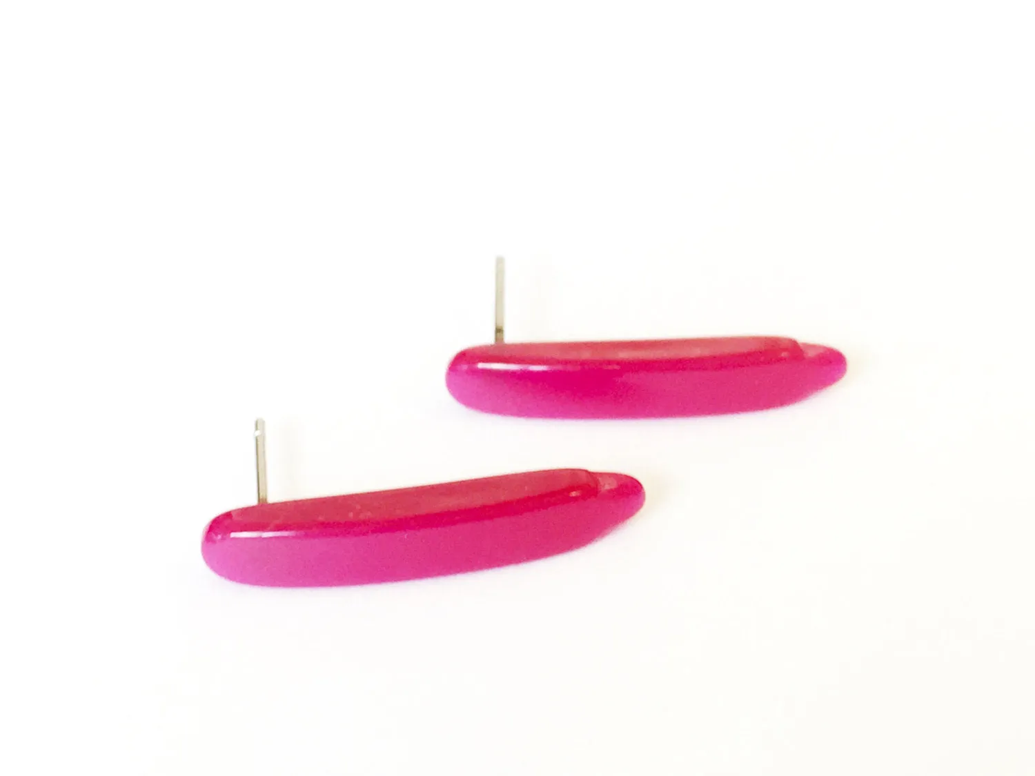 Fuchsia Pink Moonglow Dagger Stud Eearrings