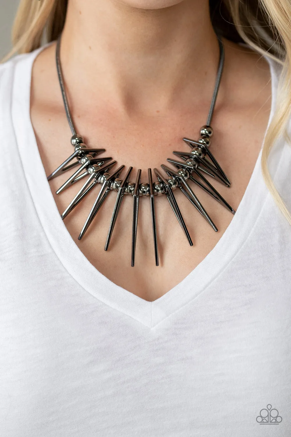 Fully Charge- Black Necklace
