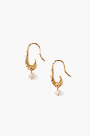 Gala Crescent Pearl Earrings Mini Gold