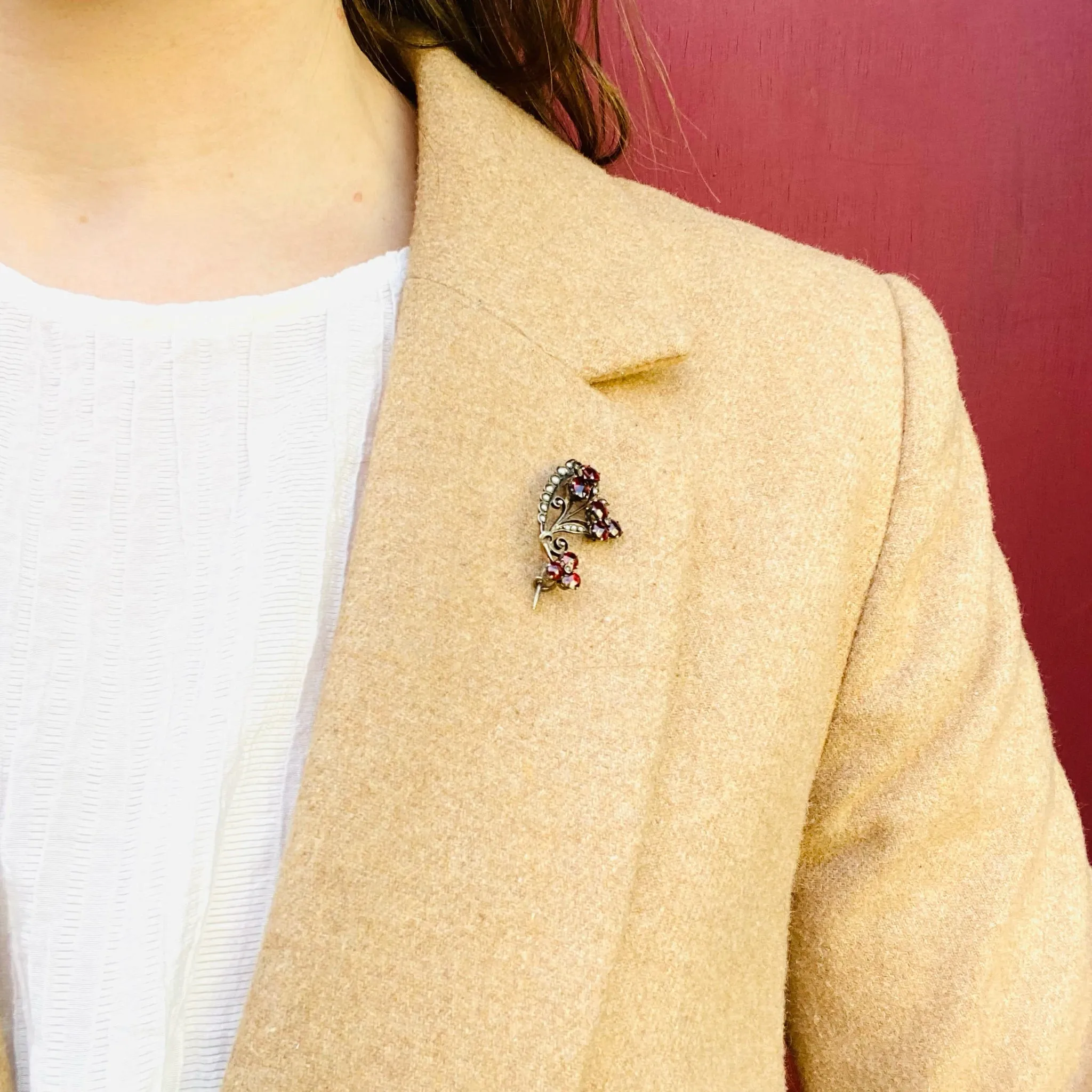 Jaunty Little Garnet & Pearl Nosegay Brooch
