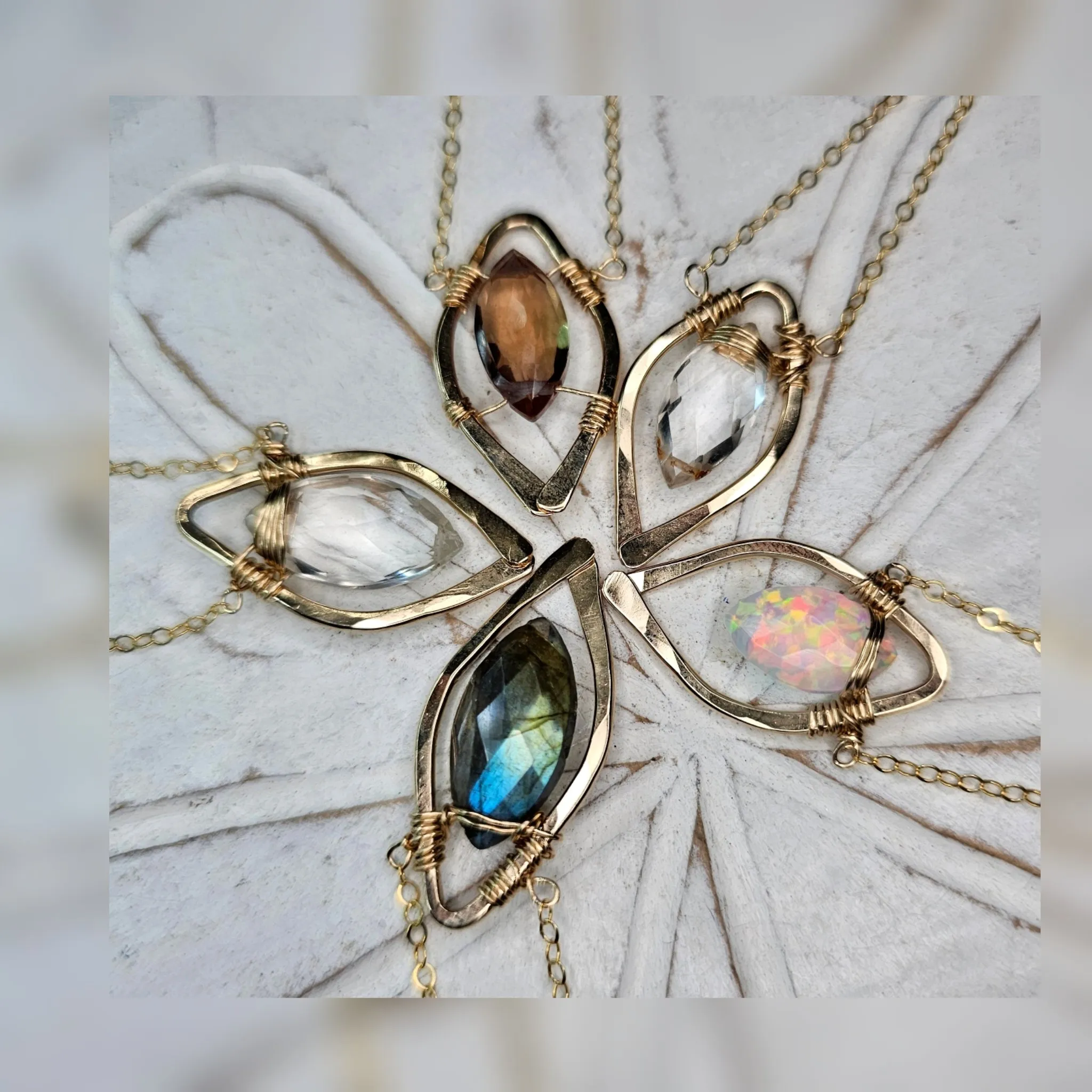 Marquise necklace (Choose you're stone)