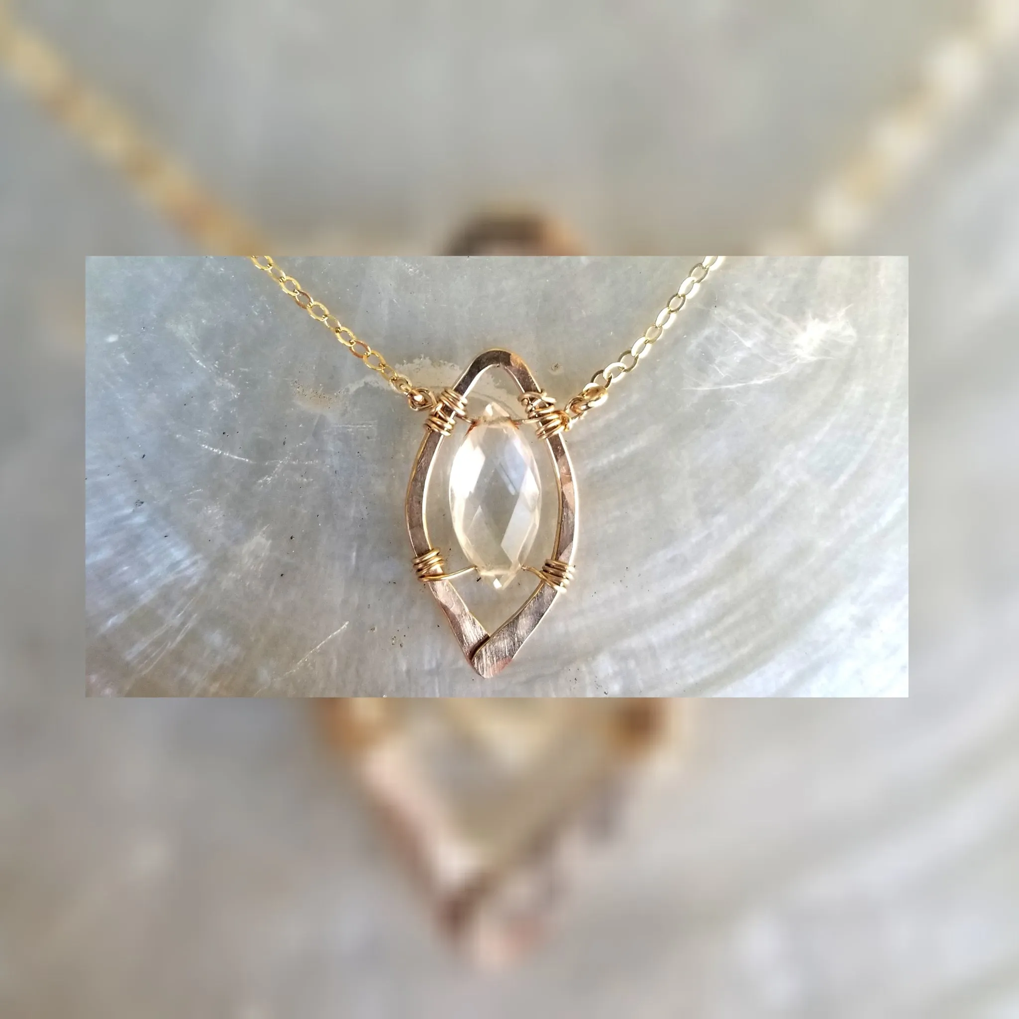 Marquise necklace (Choose you're stone)
