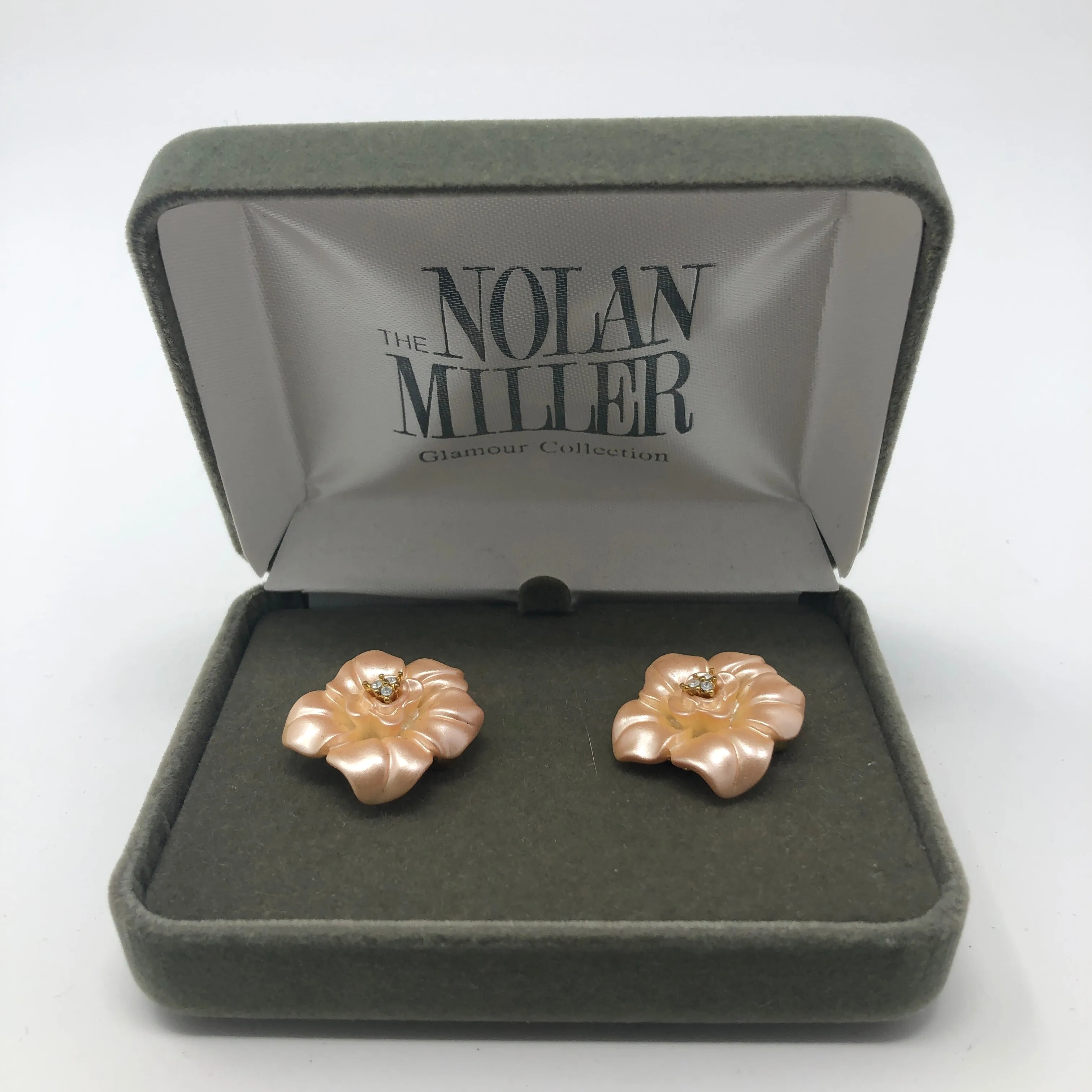 Peach Floral Stud