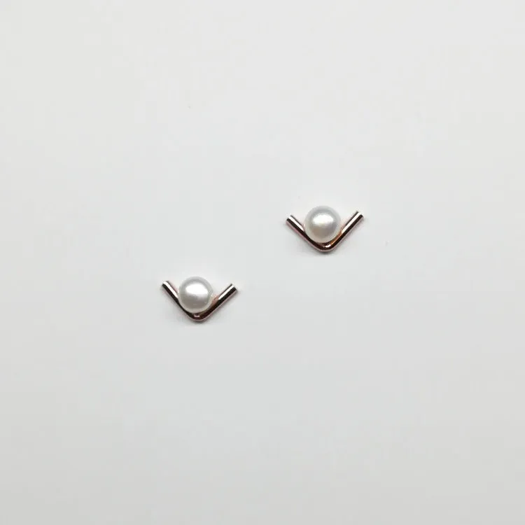 Pearl & Chevron Breloque
