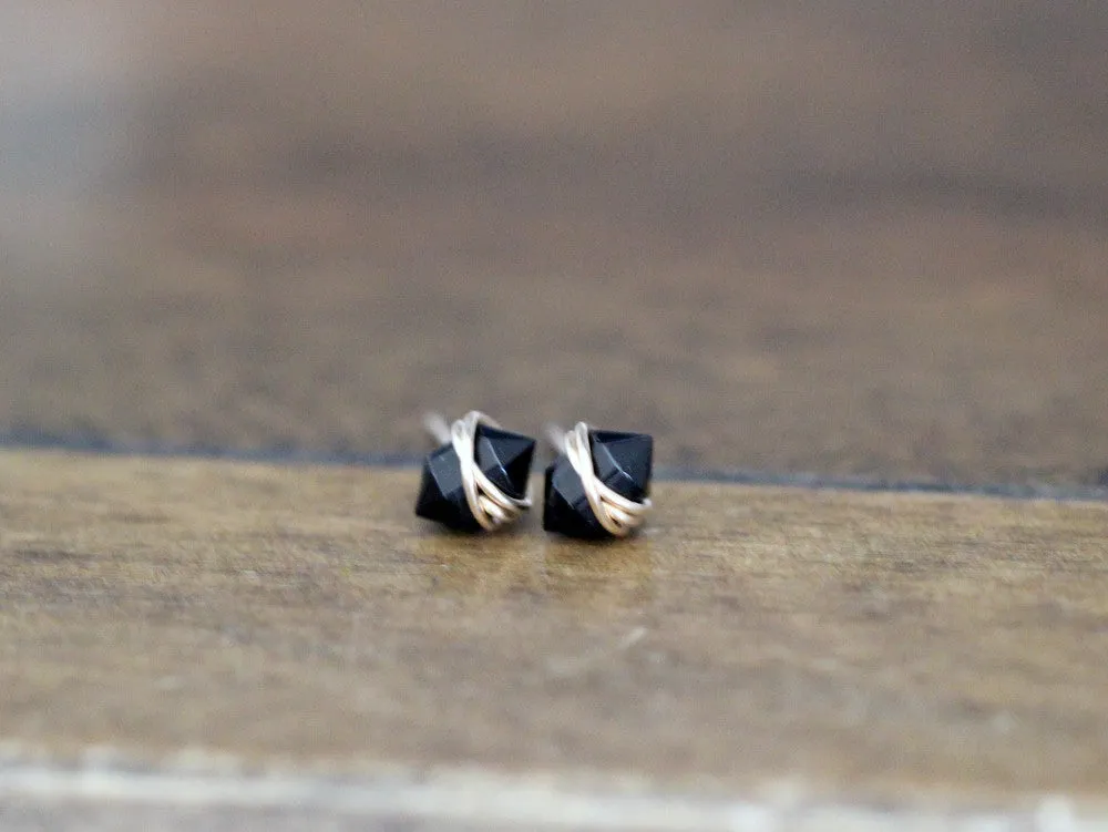 Pike Studs - Black Agate