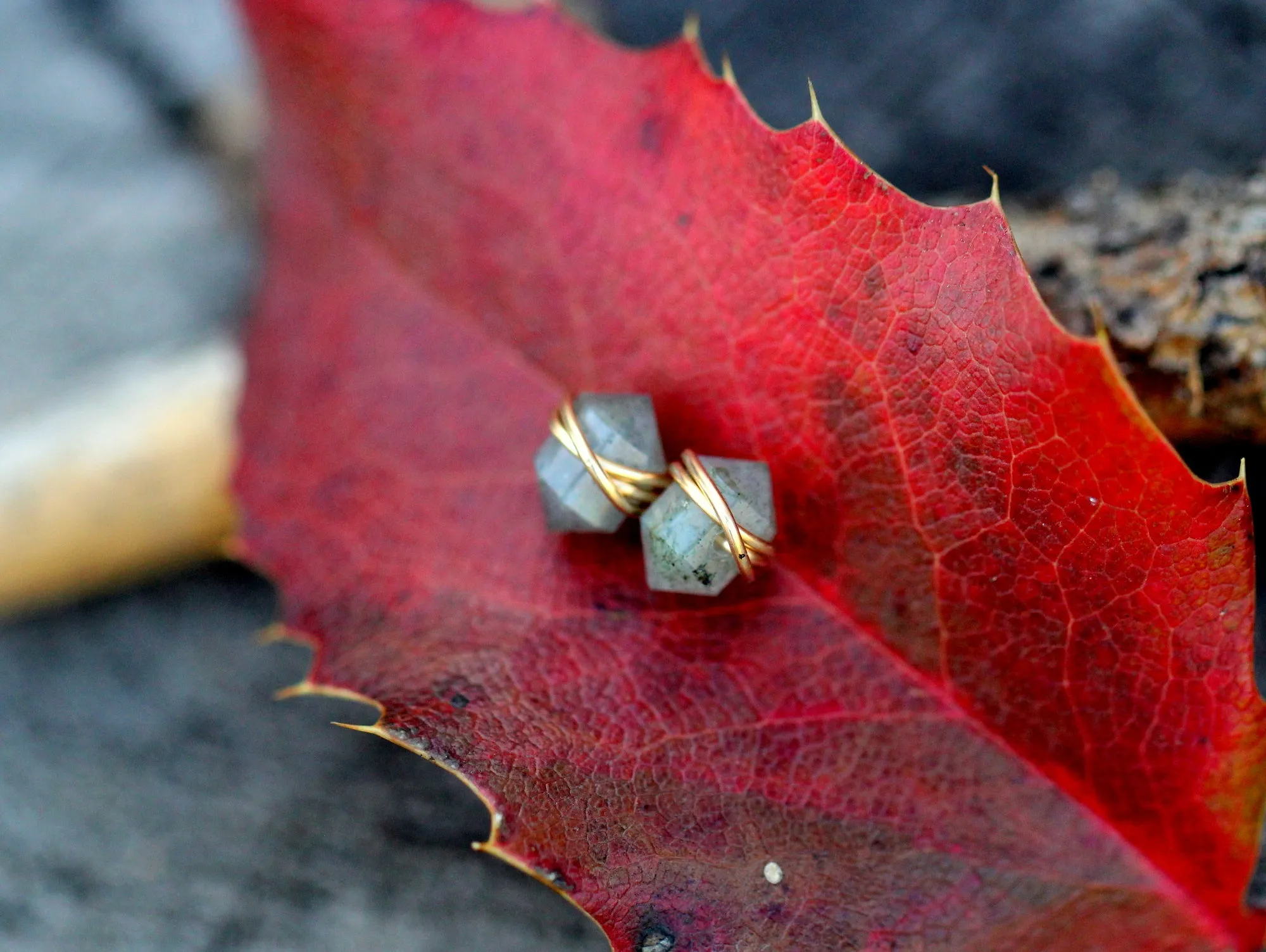 Pike Studs - Labradorite