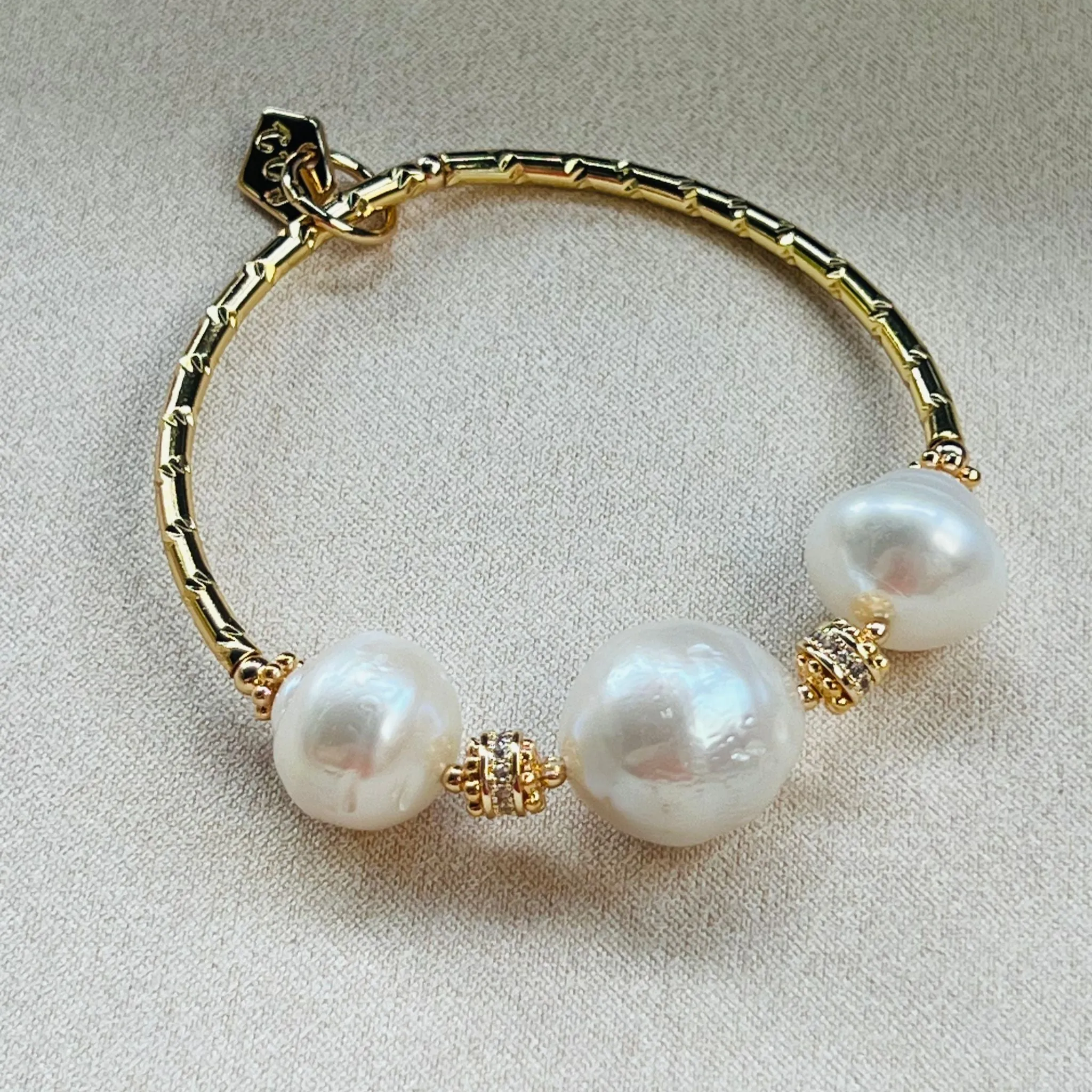 Precious Pearl Diadem Bracelet