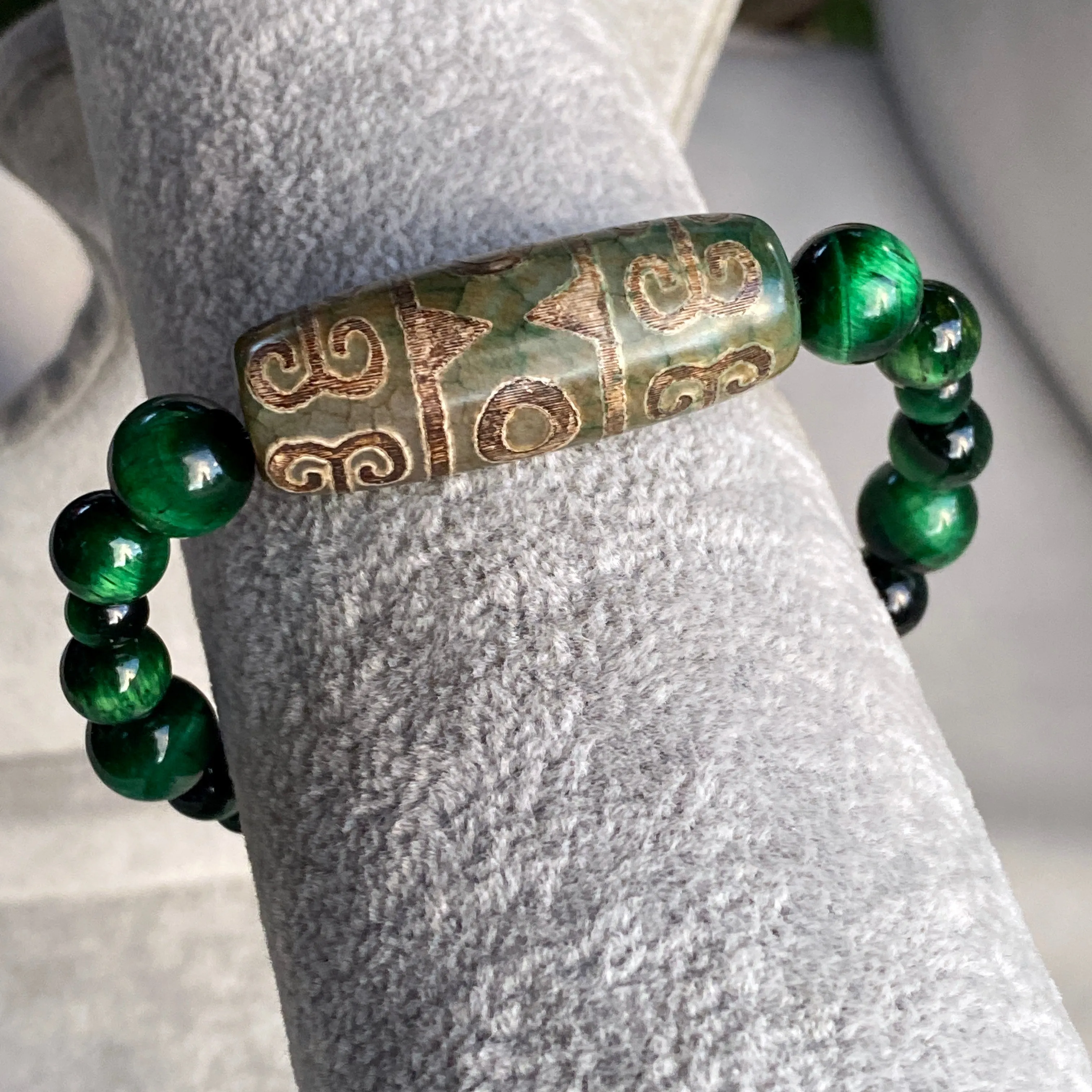 Tibetan Agate and Green Tiger’s Eye Bracelet