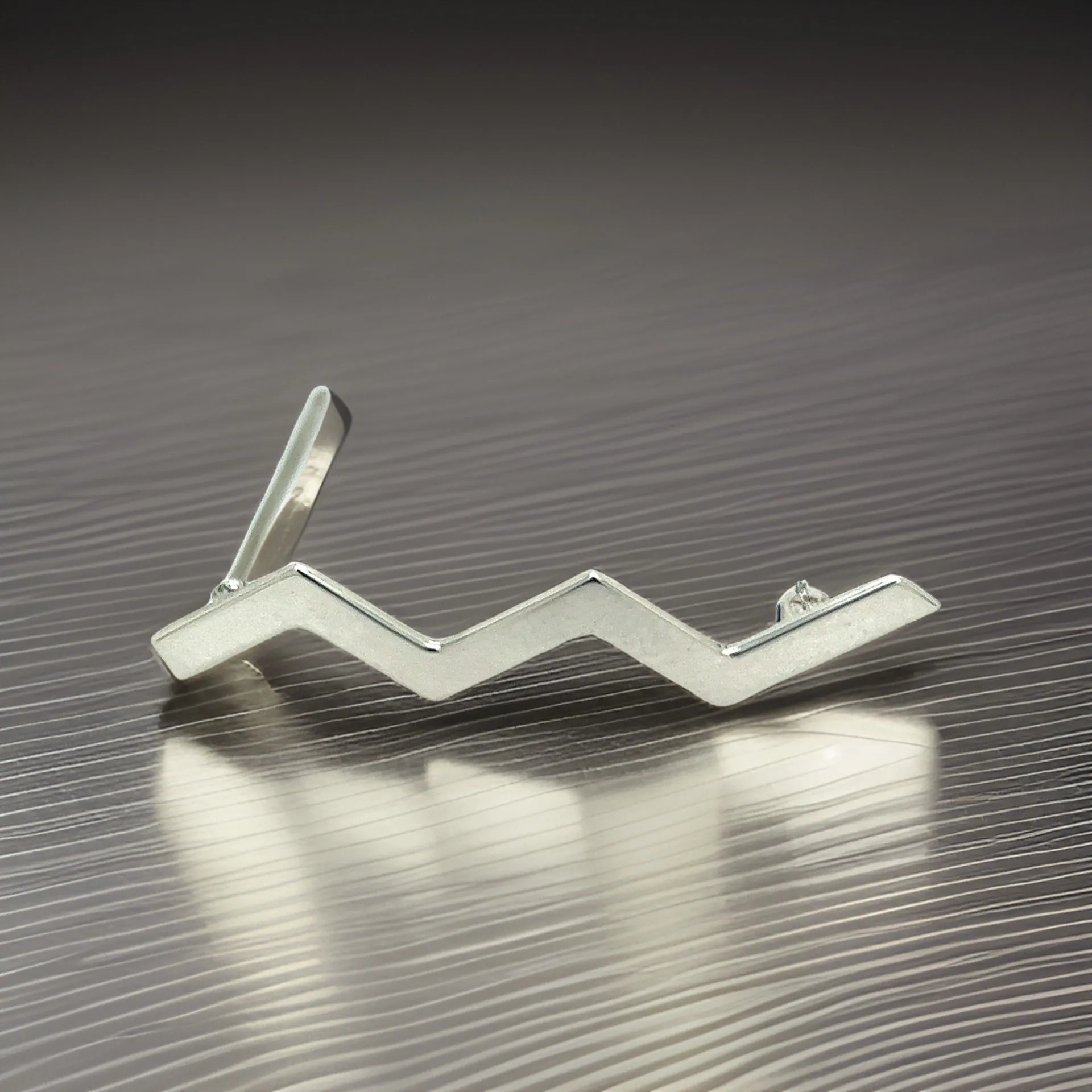 Tiffany & Co Estate Zigzag Wave Brooch Pin Sterling Silver By Paloma Picasso TIF483