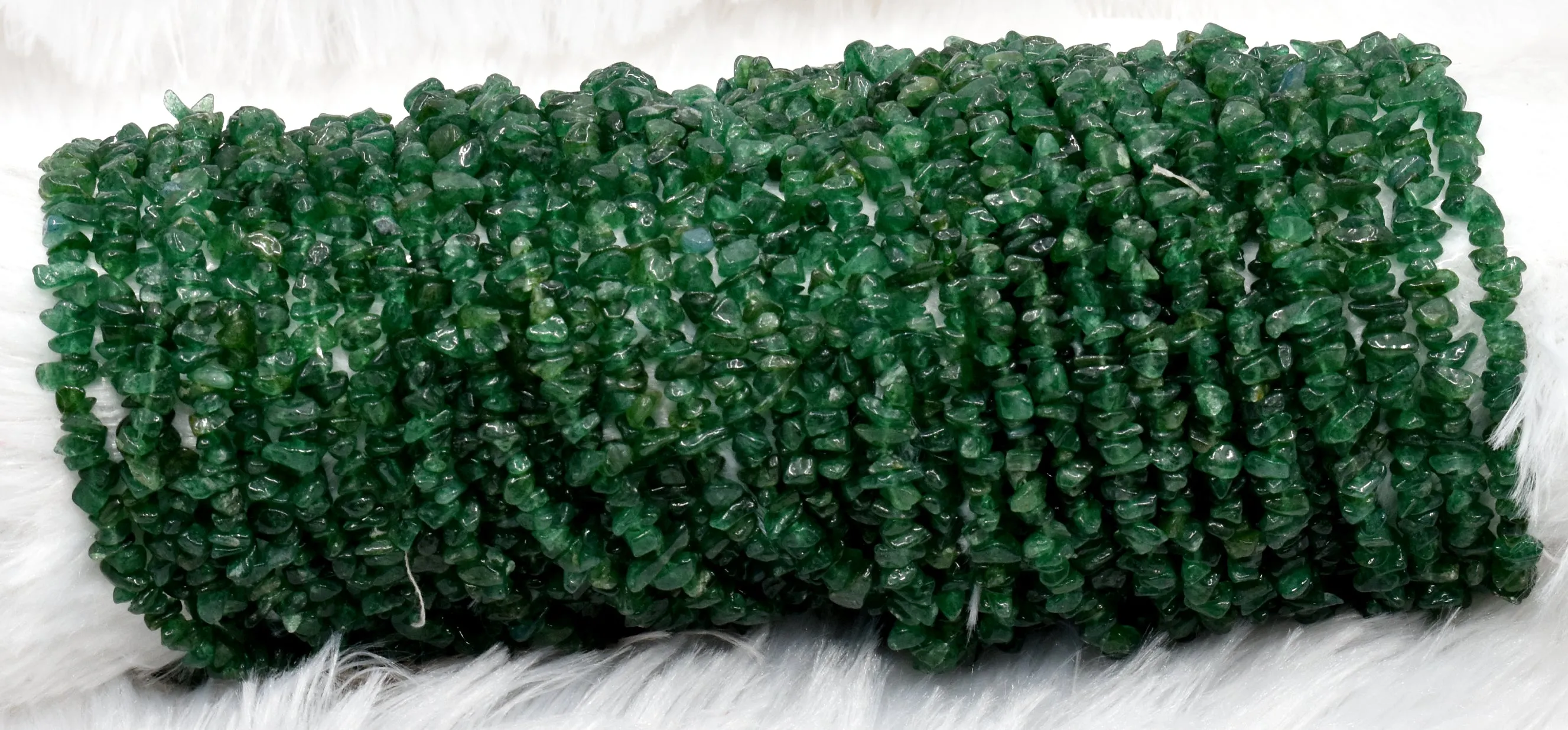 Uncut Green Jade Crystal Chip Beads for Necklace (Confidence and Determination )