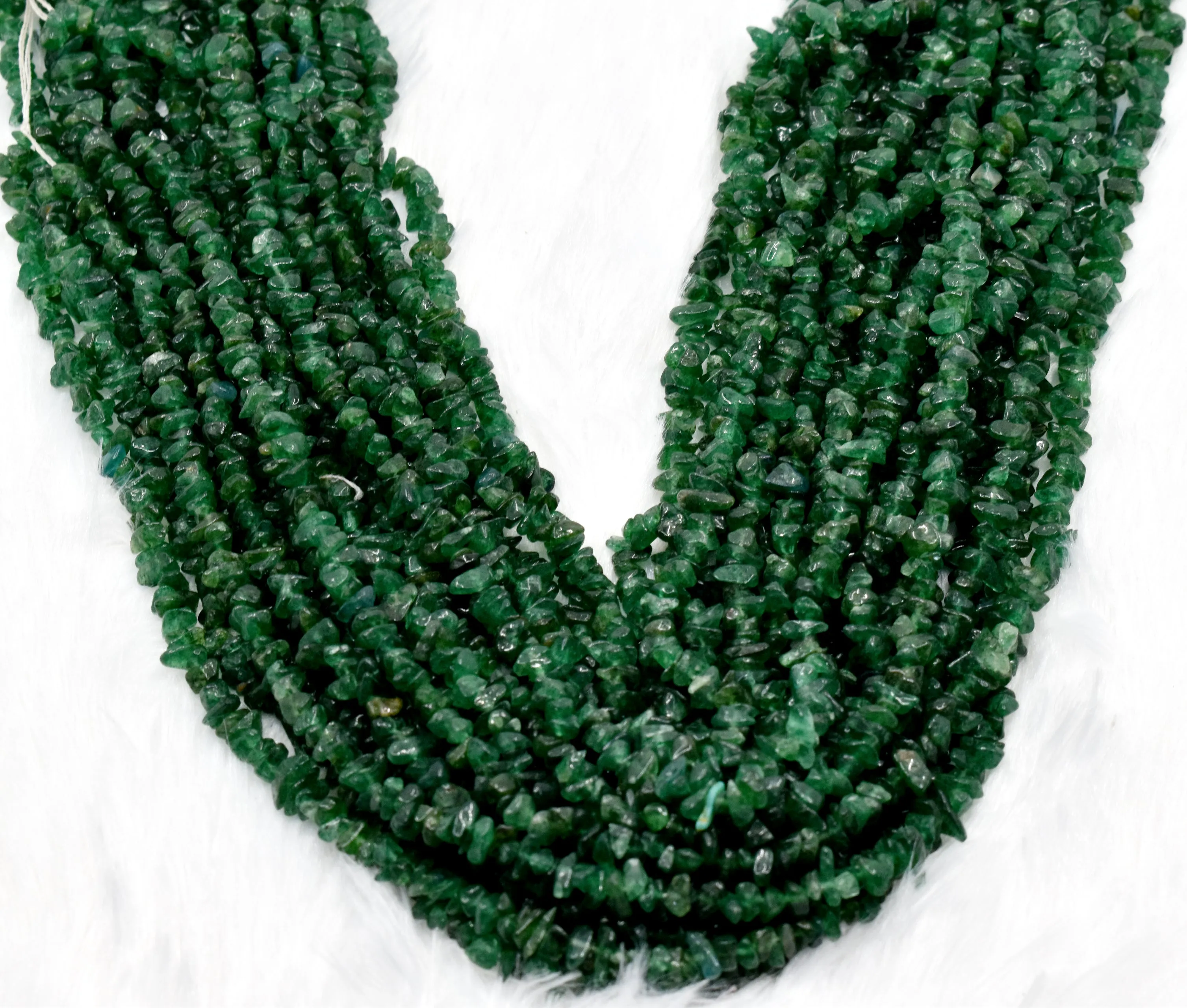 Uncut Green Jade Crystal Chip Beads for Necklace (Confidence and Determination )