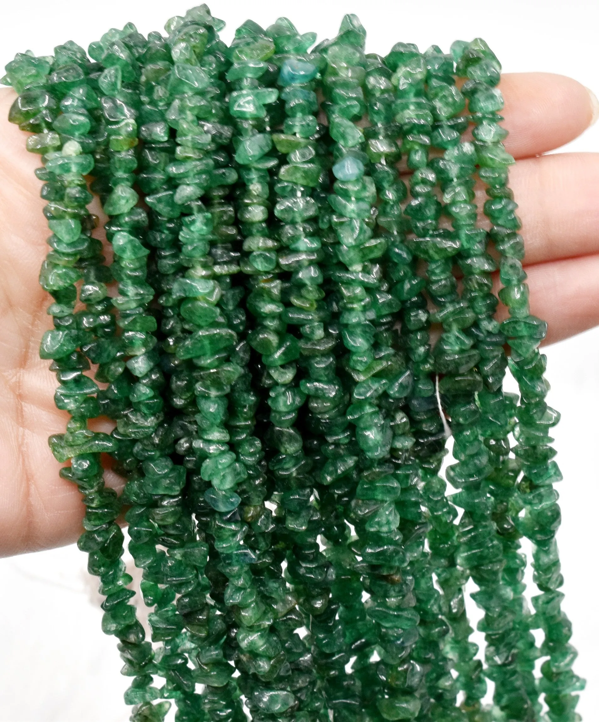 Uncut Green Jade Crystal Chip Beads for Necklace (Confidence and Determination )