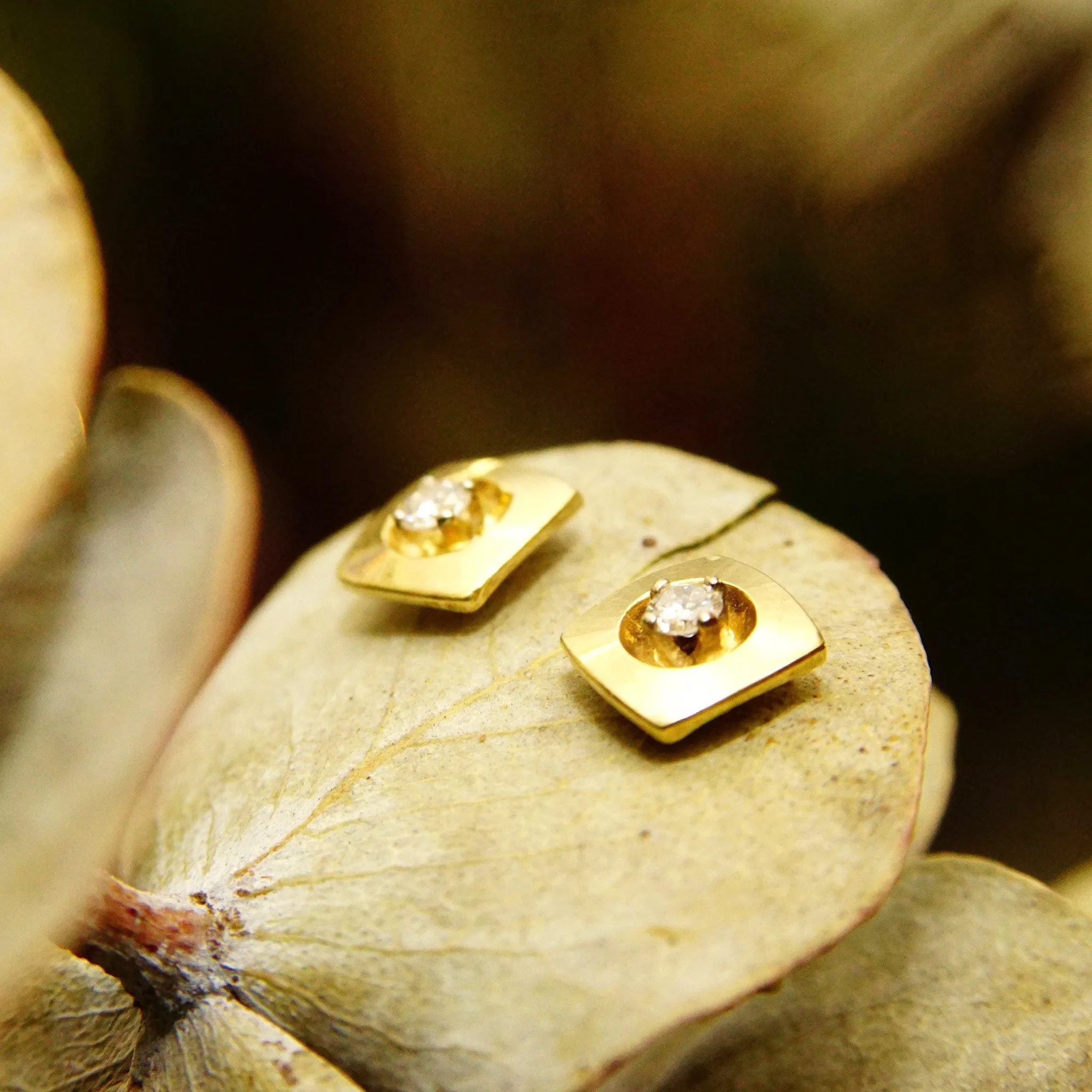 Vintage 14K Gold Brilliant Diamond Stud Earrings, 6.5mm