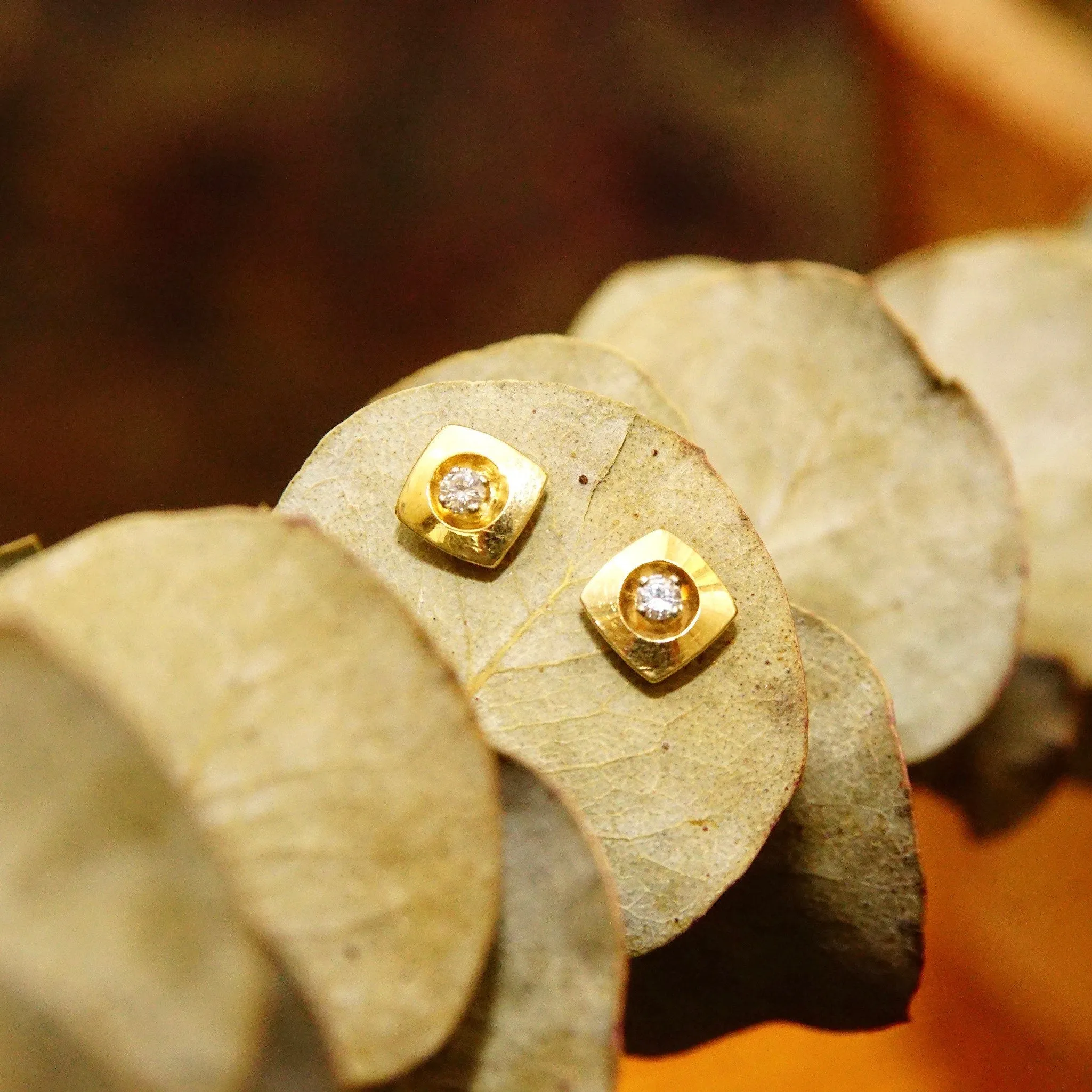 Vintage 14K Gold Brilliant Diamond Stud Earrings, 6.5mm