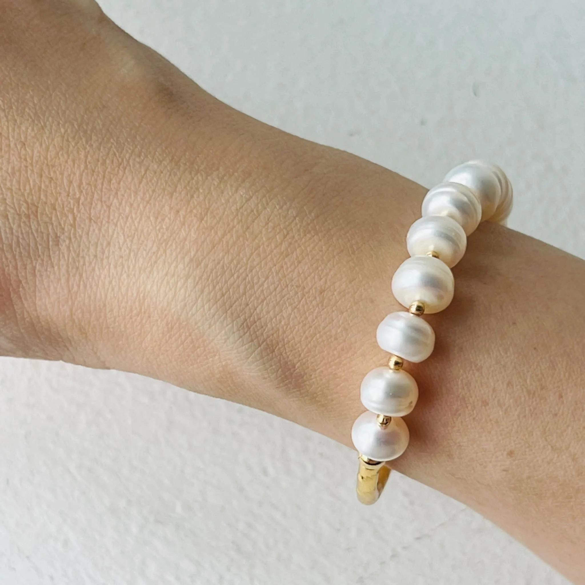 White Pearl Baby Diadem Bracelet