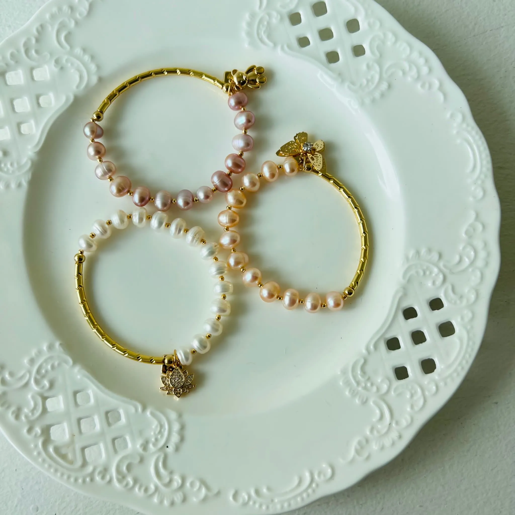 White Pearl Baby Diadem Bracelet