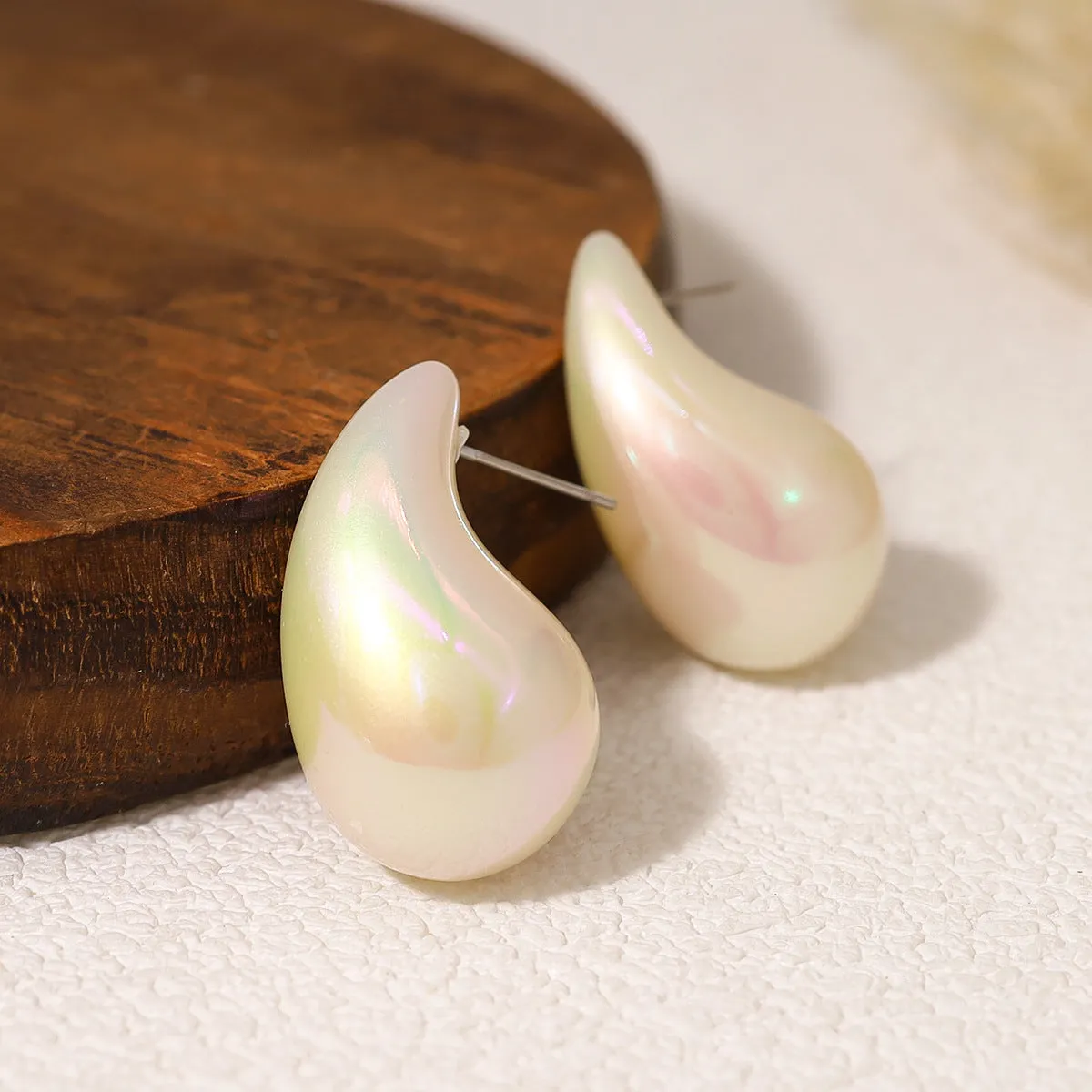 Wholesale Minimalist Water Drop Acrylic Earrings